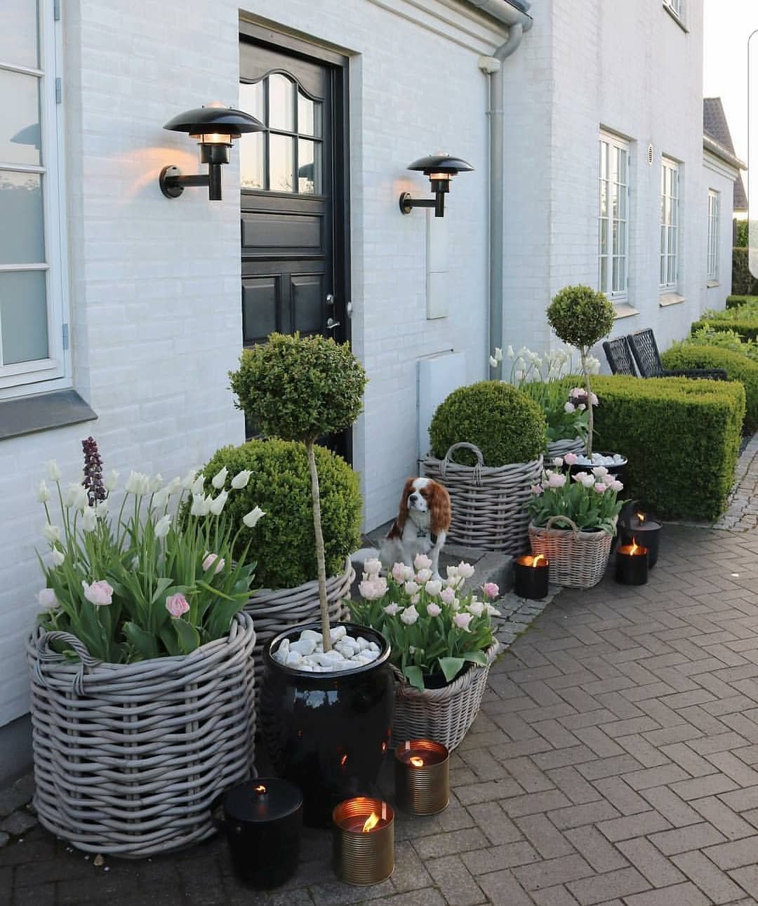 Woven Planters and Boxwood Accents for a Charming Front Patio Entry